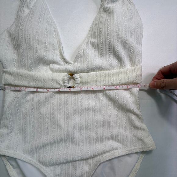 Vero Moda Freedom white belted one piece swimsuit size medium NWT - Picture 6 of 12